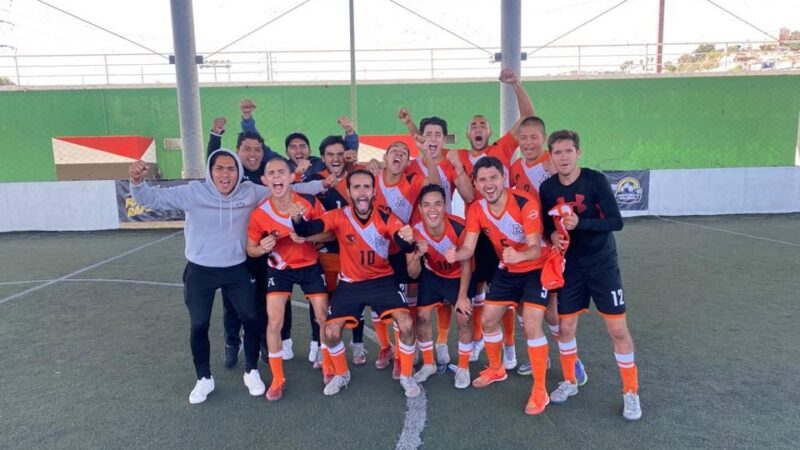 Leones Anáhuac Puebla ganan el bronce de fútbol rápido varonil en el Campeonato Nacional de la CONADEIP