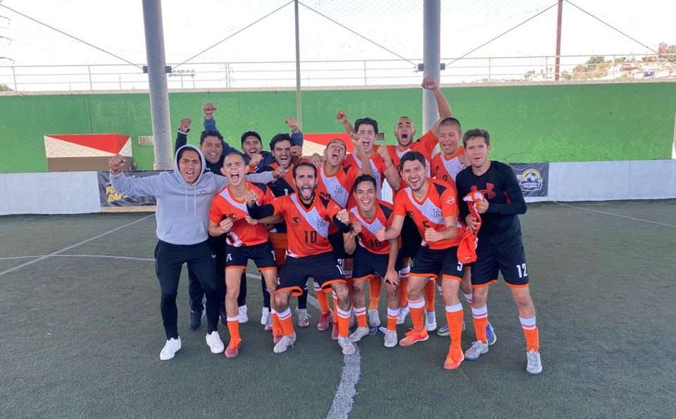 Leones Anáhuac Puebla ganan el bronce de fútbol rápido varonil en el Campeonato Nacional de la CONADEIP