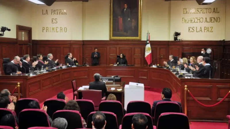 SCJN admite a trámite recurso del INE contra Plan B de AMLO; ¿ministros invalidarán la reforma?