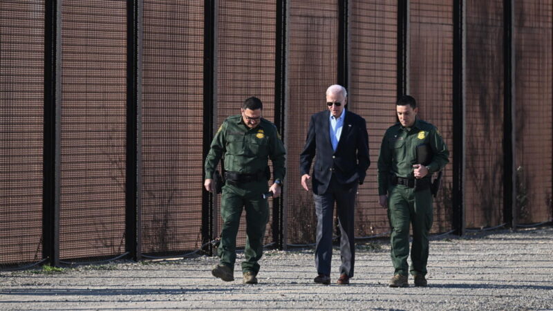 Joe Biden rompe promesa y reactiva la construcción del muro fronterizo en Texas