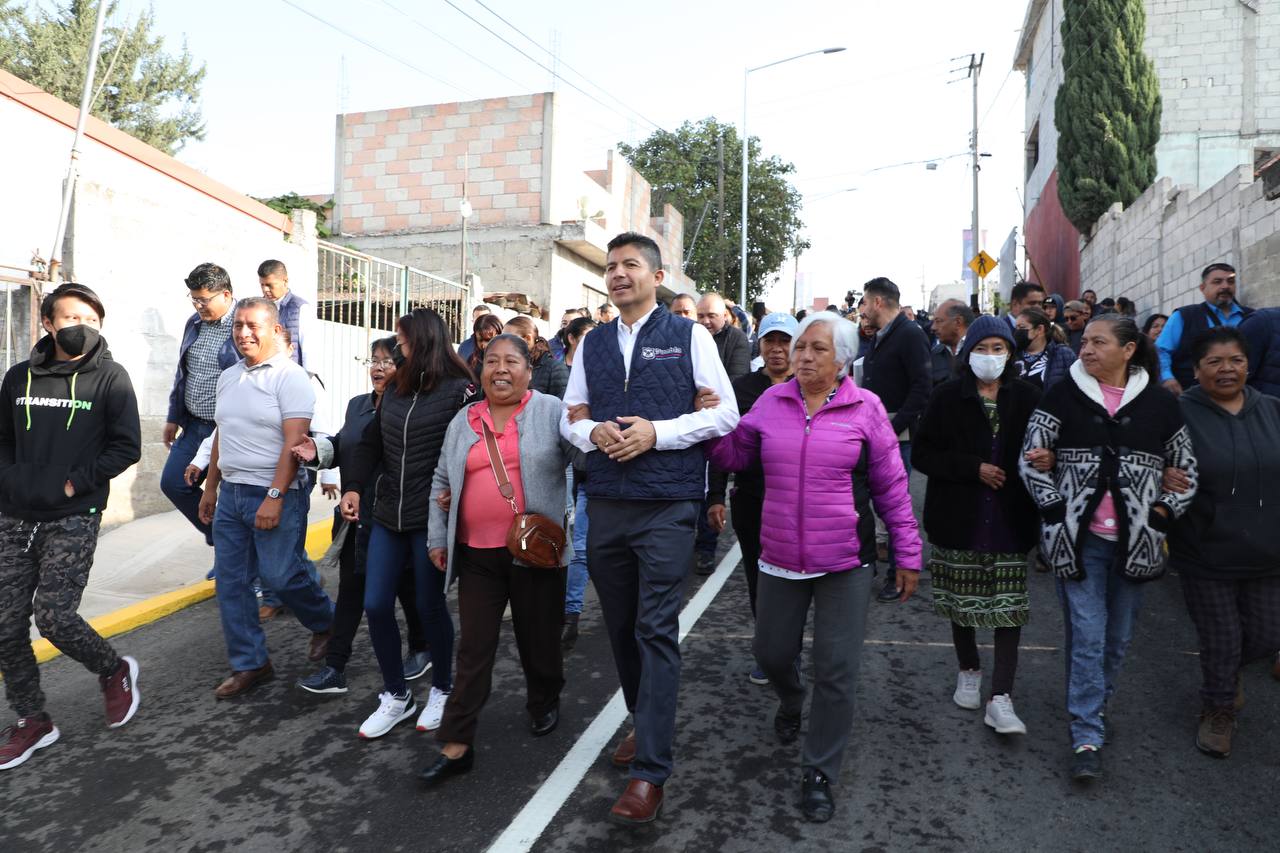 Suma gobierno municipal más calles rehabilitadas, ahora en Lomas de San Valentín