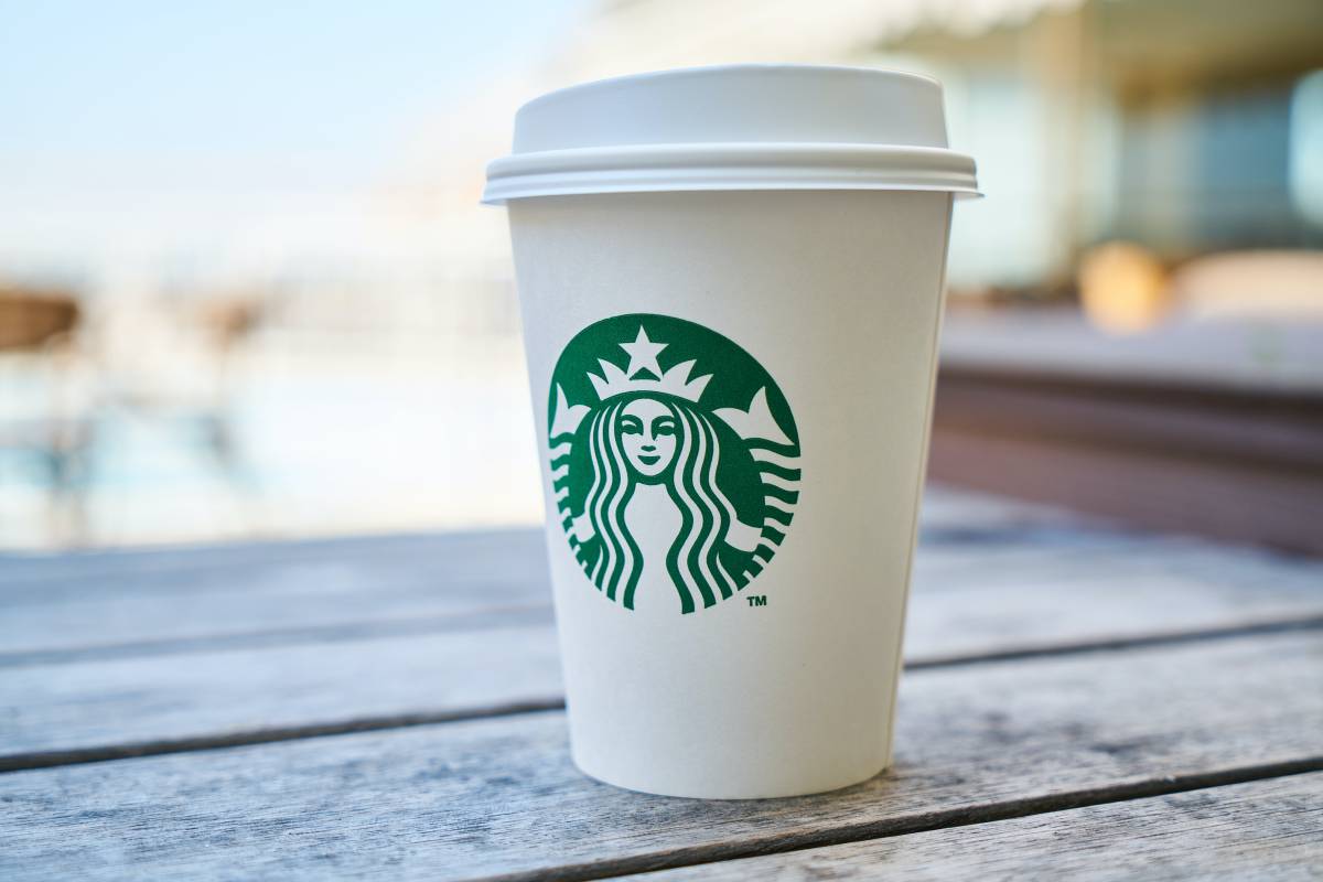 Alsea registra un impresionante crecimiento del 60% en sus ganancias con Starbucks como su joya de la Corona