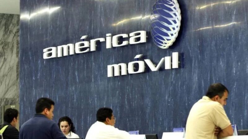 América Móvil, de Carlos Slim, experimenta una drástica caída del 88.7% en sus ganancias