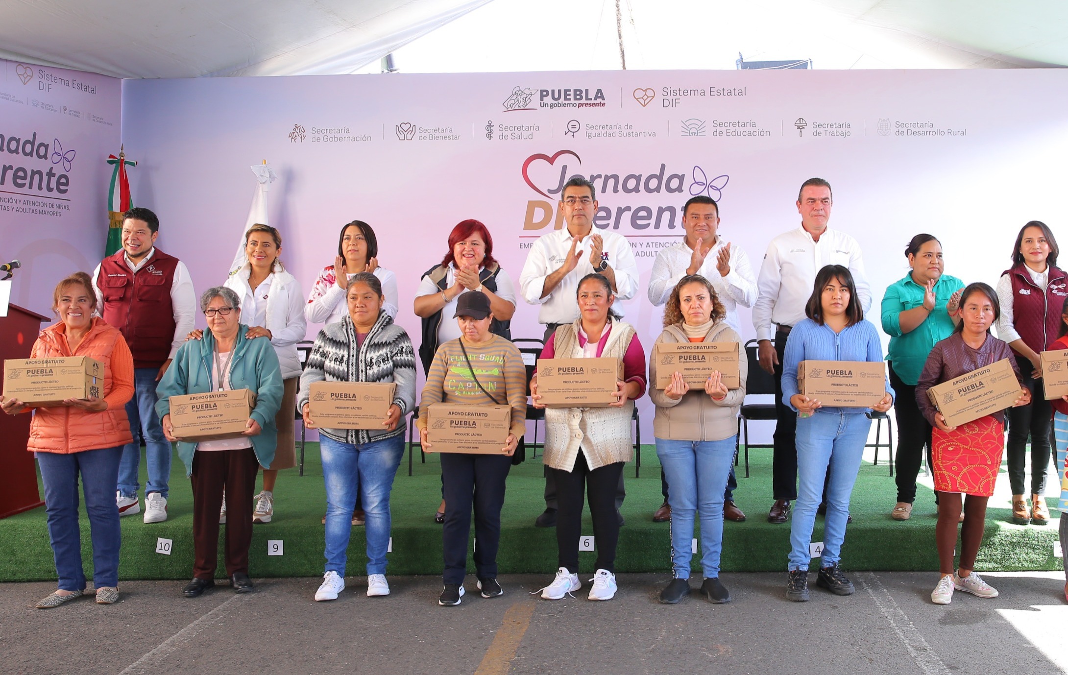 Con “Jornada Diferente”, gobierno estatal favorece a poblanos para que tengan una vida plena