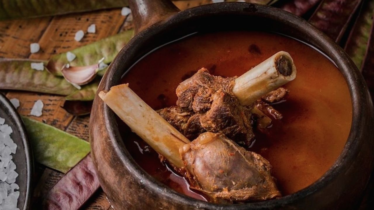 Mole de Caderas en Puebla: Tradición y sabores