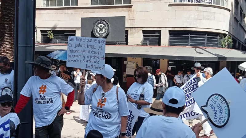 Trabajadores del Poder Judicial marchan en defensa de fideicomisos