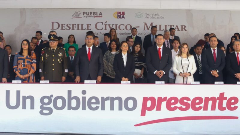 Con desfile y entrega de medalla “Carmen Serdán”, Puebla conmemora 113 Aniversario de la Revolución Mexicana