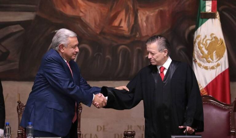 Tras renuncia de Zaldívar, AMLO propone terna de mujeres