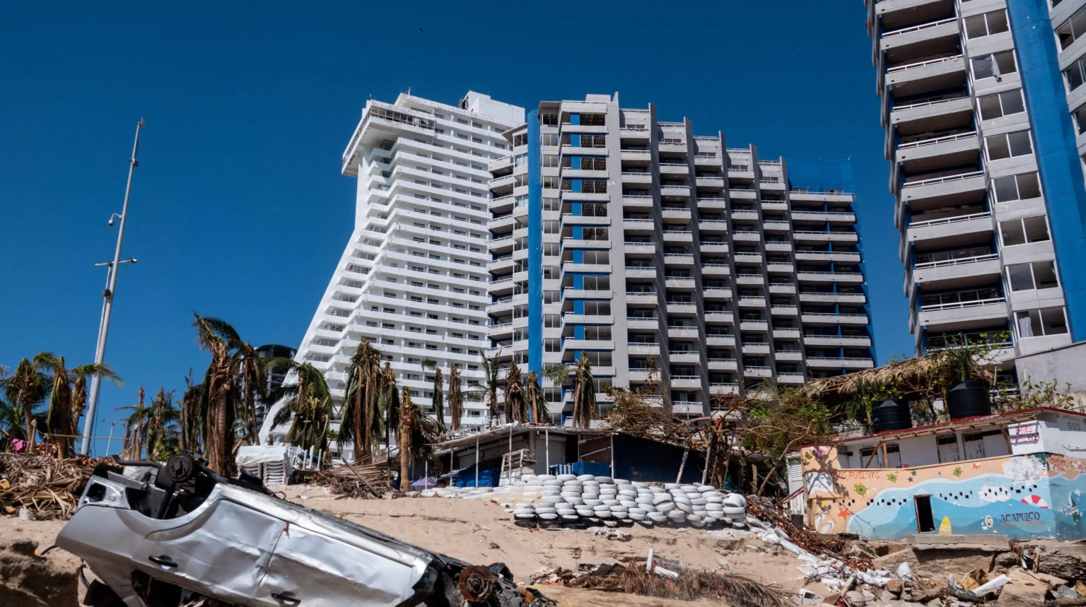 Hoteleros de Acapulco claman por apoyos y denuncian retrasos en la reconstrucción post-Otis