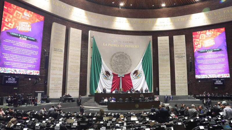 Diputados acuerdan posponer la reducción de la jornada laboral hasta febrero