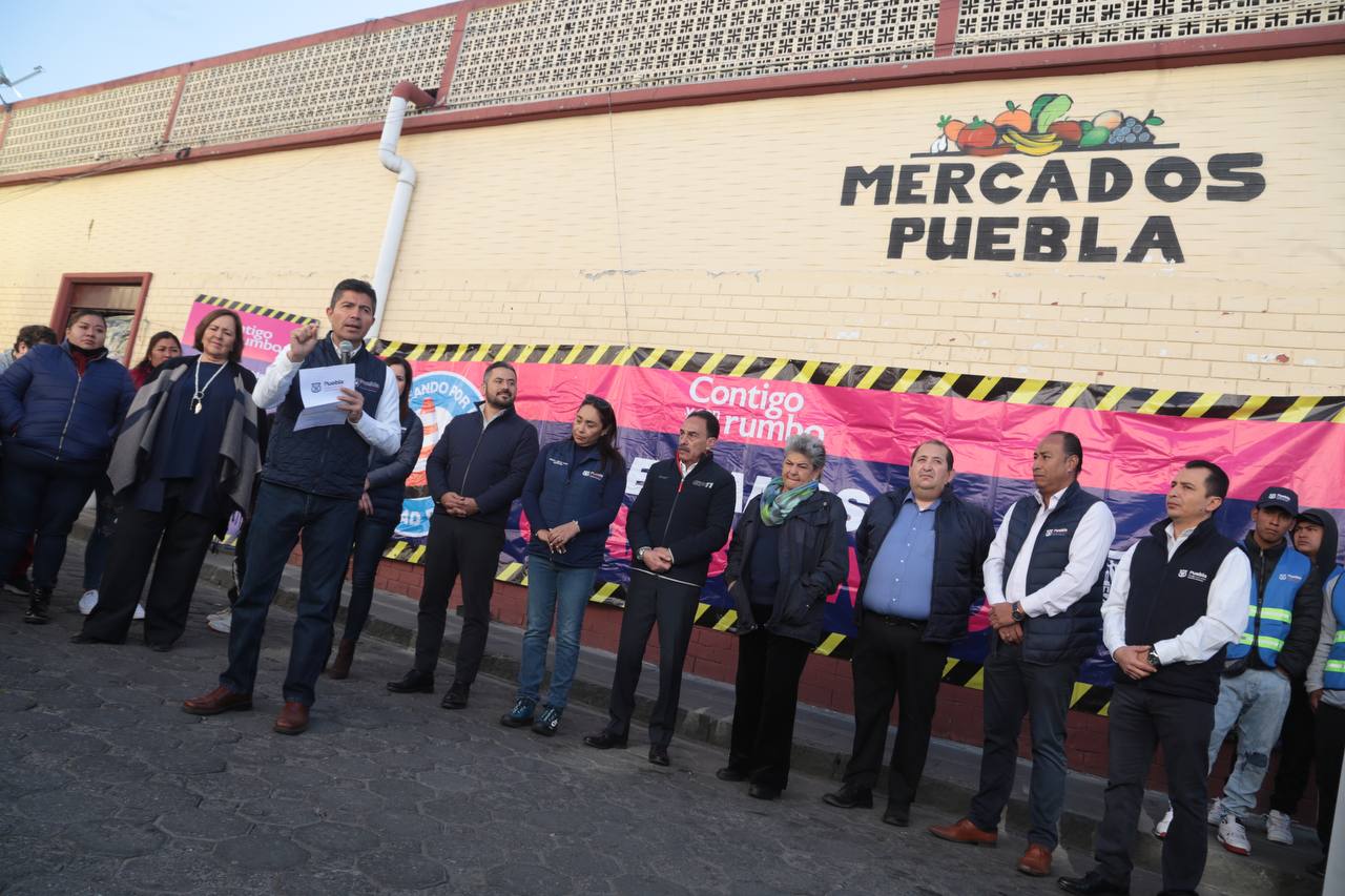 Gobierno municipal mejorará cinco mercados emblemáticos de Puebla