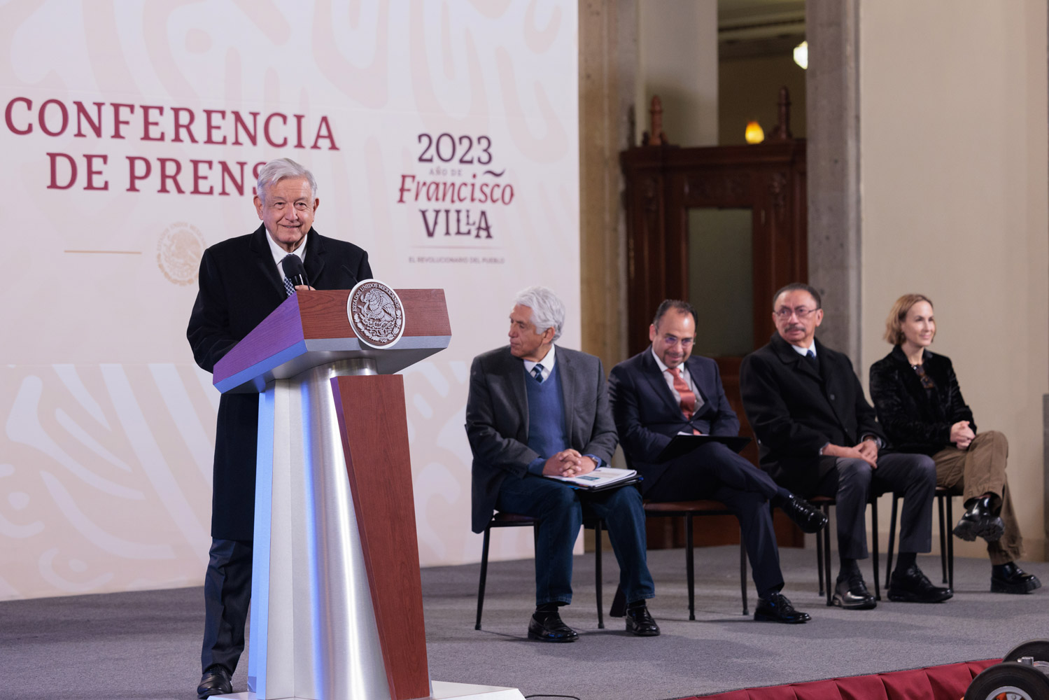 AMLO acata orden de la SCJN sobre Guardia Nacional, pero persiste en buscar control militar