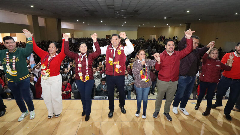 Alejandro Armenta aboga por igualdad de oportunidades en su gira por Zacapoaxtla