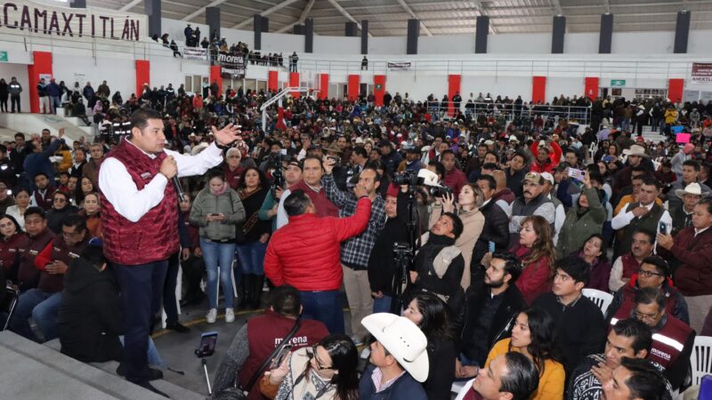 Pobreza y marginación, los verdaderos enemigos del pueblo, asegura Alejandro Armenta