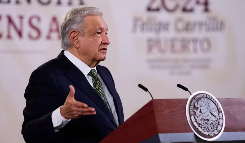 AMLO pronostica crecimiento del 3.5% para la economía mexicana en 2024
