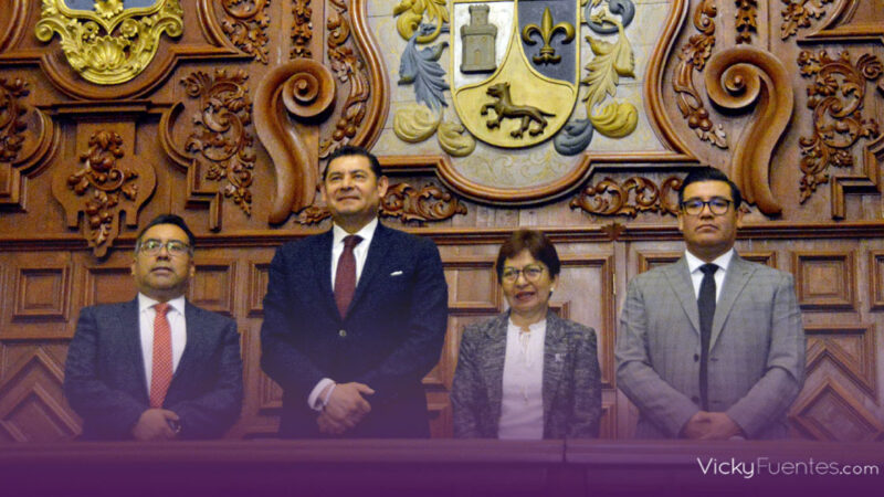 Alejandro Armenta Mier, candidato de la coalición Sigamos Haciendo Historia, presenta su plan de trabajo ante el H. Consejo Universitario de la BUAP