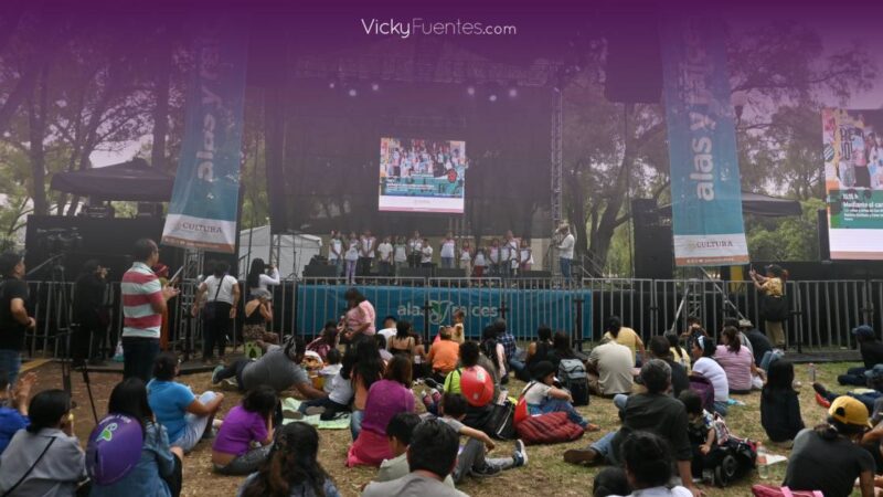 Niñas y niños de Cuetzalan deslumbran en Festival de Arte y literatura en CDMX