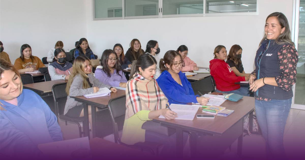 Rectora de la BUAP celebra el día del maestro y destaca su importancia