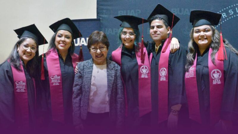 La BUAP egresa estudiantes exitosos en ceremonias presididas por la Rectora María Lilia Cedillo Ramírez