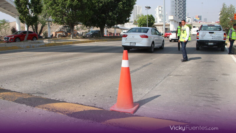 Instalan reductores de velocidad en la Vía Atlixcáyotl para mejorar la seguridad