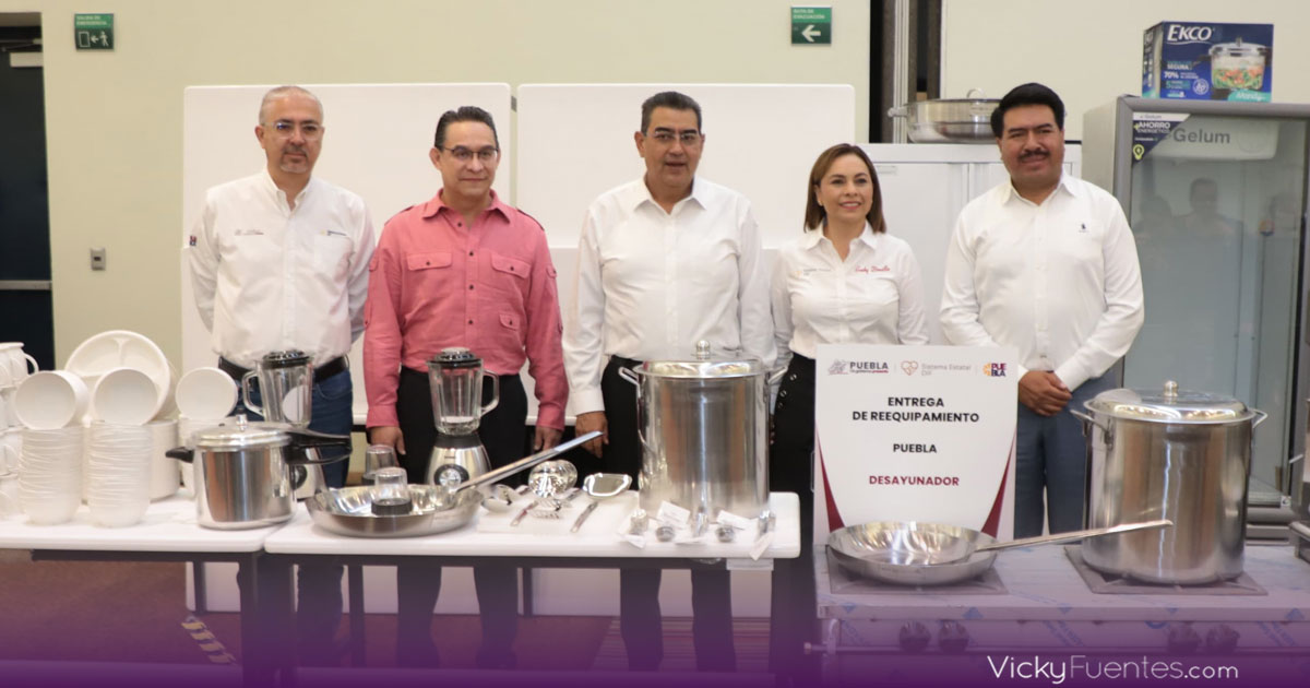 Entrega de aparatos ortopédicos y desayunadores beneficia a 2,400 personas en Puebla