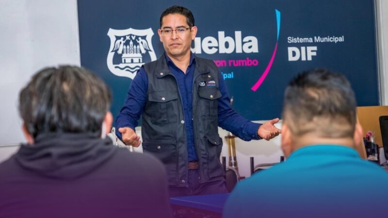 SMDIF Puebla impulsa talleres para hombres enfocados en la gestión emocional y la erradicación de la violencia
