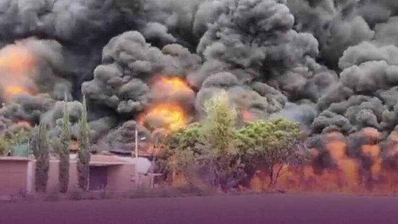 Incendio en San Gregorio Atzompa: Evacúan a Alumnos y Docentes por Explosión en Chipilo