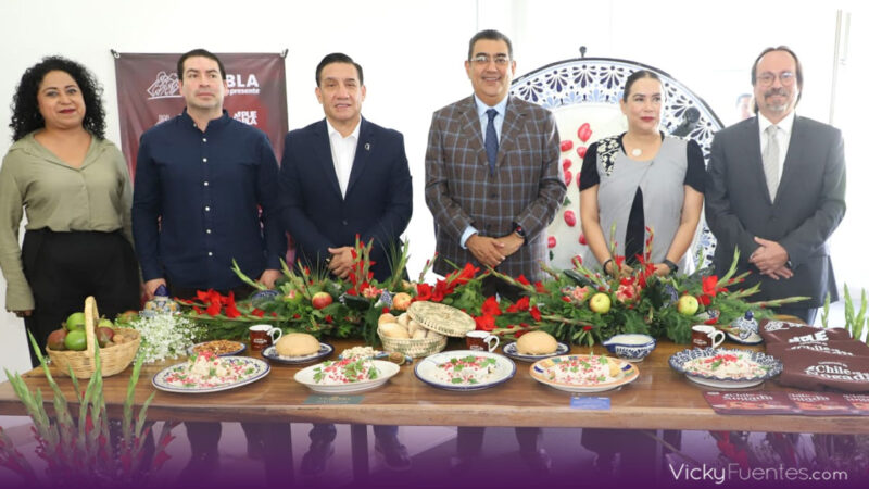 Puebla asegura producción de ingredientes para Chiles en Nogada