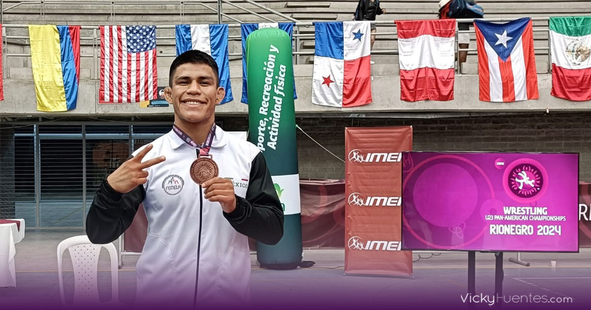 Atleta de la BUAP representará a México en el Mundial de Lucha Olímpica