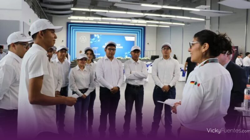 Volkswagen México impulsa el talento joven con nueva generación de aprendices en su Centro de Formación Dual