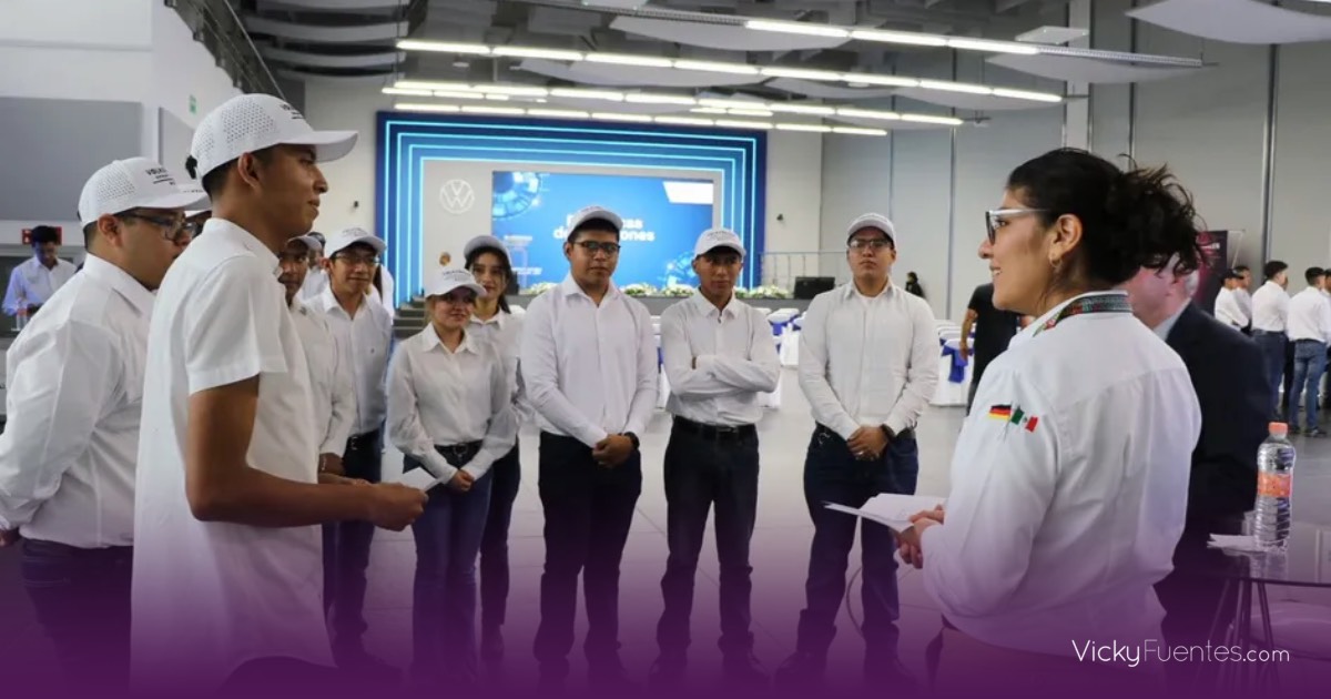 Volkswagen México impulsa el talento joven con nueva generación de aprendices en su Centro de Formación Dual