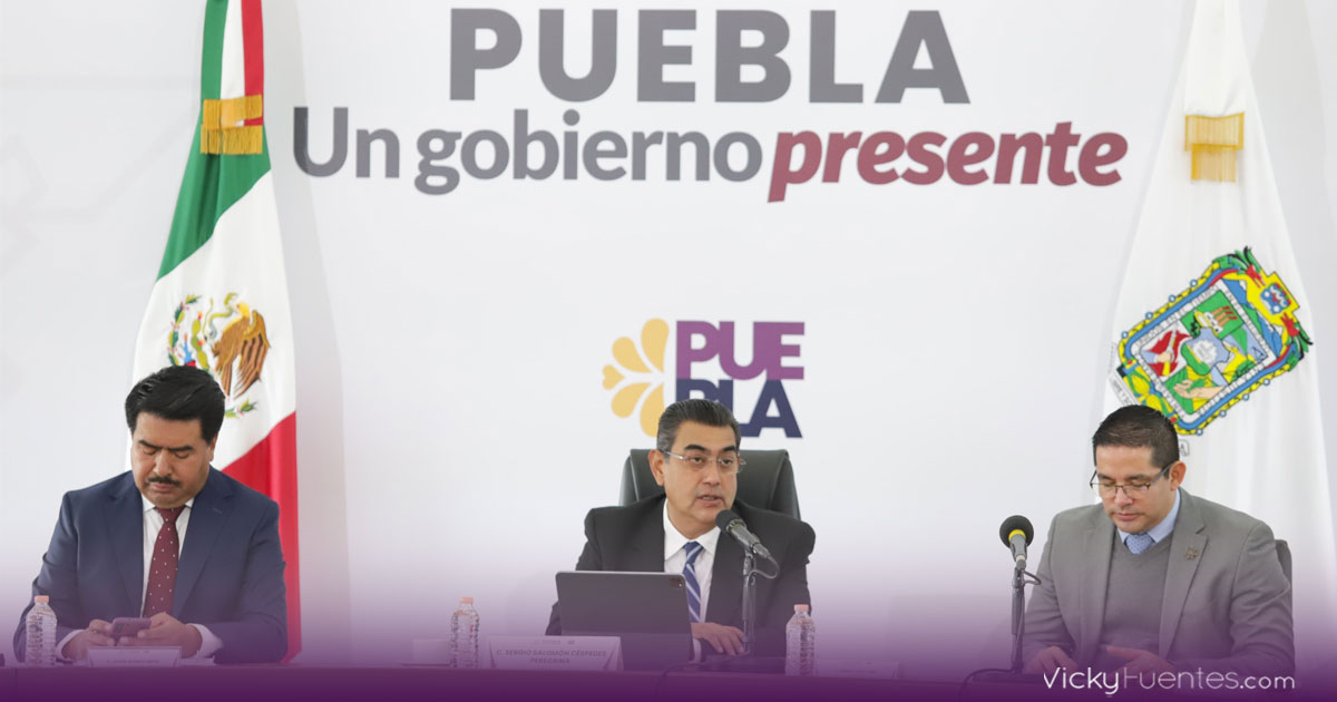 Gobierno de Puebla lanza programa de bacheo nocturno en más de 30 colonias