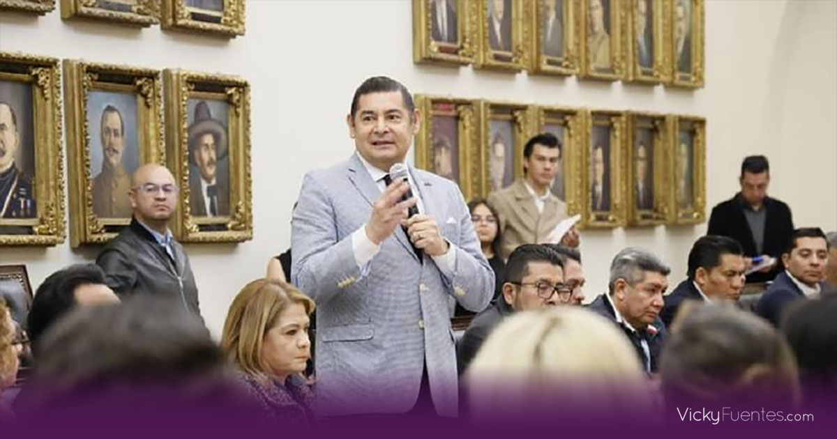 Alejandro Armenta presenta equipo y plan de gobierno para transformar Puebla