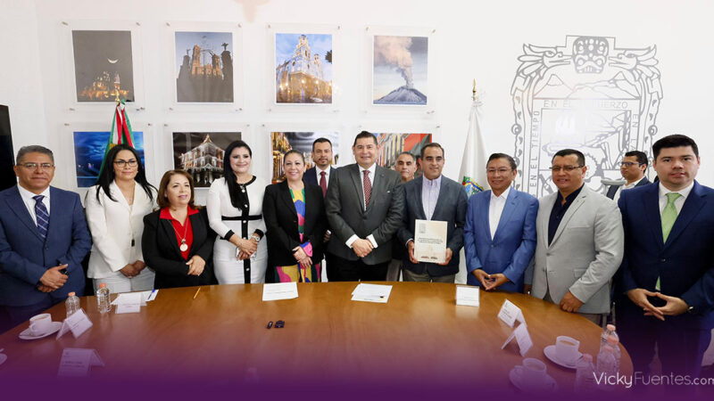 Alejandro Armenta presenta reforma humanista a la Ley Orgánica de la Administración Pública Estatal en Puebla