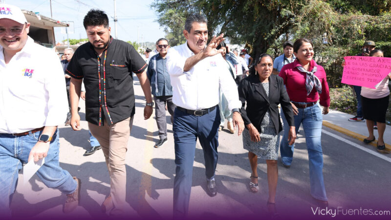 Inauguran caminos en Xochiltepec, Huaquechula y Tochimiltzingo, Puebla